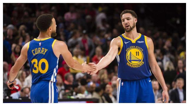 博努奇：小基耶萨可能踢附加赛；球员明白穿意大利球衣的责任（博努奇：小基耶萨有望出战附加赛，球员深知披上意大利战袍的责任）