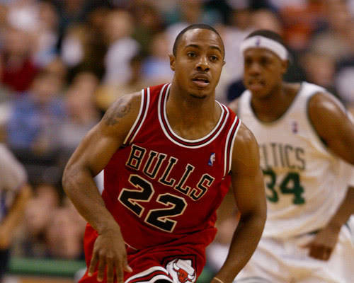 赫罗纳想租贝尔纳尔？世体：贝尔纳尔在冬窗不会被租借出去（世体：赫罗纳有意租借贝尔纳尔，但冬窗外租无望）